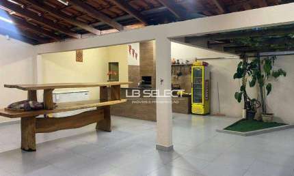 Casa com 3 dormitórios à venda, 165 m² por R$ 480.000,00 - Jardim Europa - Uberlândia/MG
