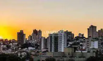 Terreno no bairro Roosevelt com 820 metros quadrados.