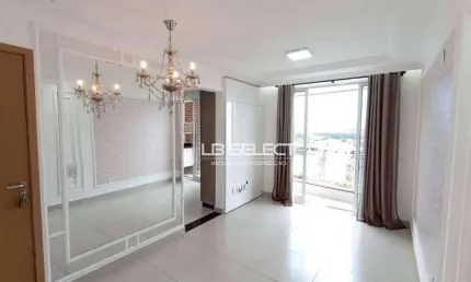 Apartamento no bairro Bosque dos Buritis com dois quartos, uma suíte e elevador.