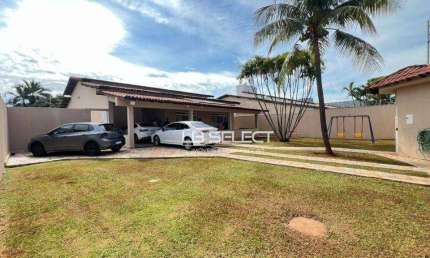 Casa com 4 dormitórios à venda, 440 m² por R$ 2.500.000,00 - Cidade Jardim - Uberlândia/MG