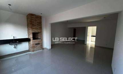 Apartamento no bairro Finotti com três quartos, duas suíte e varanda gourmet.
