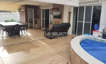 Casa no Condomínio Paradiso Ecológico com três quartos, uma suíte e varada gourmet.