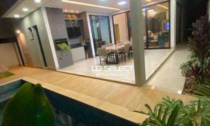 Casa no Condomínio Splendido com três suítes e varanda goutmert completa.