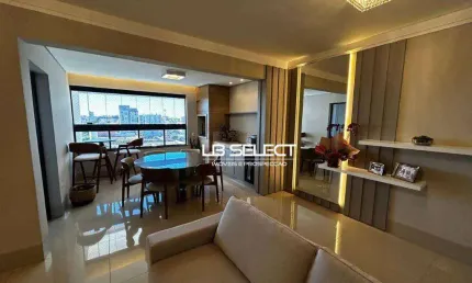Apartamento no bairro Santa Mônica com três quartos, uma suíte e varanda gourmet.