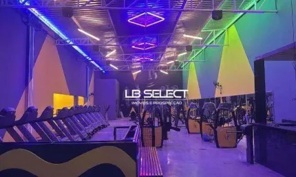 Imóvel comercial no bairro Shopping Park com 509 metros quadrados.