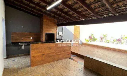 Casa no bairro jardim brasília com três quartos, uma suíte e área gourmet.
