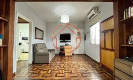 Apartamento com 2 quartos à venda na Avenida Bahia, 171, Navegantes, Porto Alegre por R$ 227.990