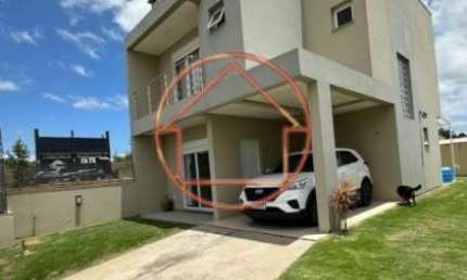 Casa com 2 quartos à venda na Rua Fernandes Teixeira, 61, Jardim dos Lagos, Guaíba por R$ 598.000