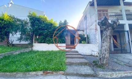 Casa com 1 quarto à venda na Avenida Martim Félix Berta, 2635, Mário Quintana, Porto Alegre por R$ 145.000