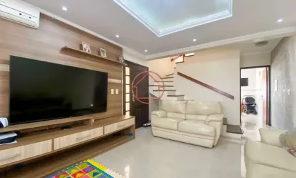 Casa com 3 quartos à venda na Rua Integração, 348, Jardim Algarve, Alvorada por R$ 450.000
