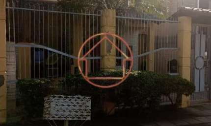 Casa com 4 quartos à venda na Rua José Ernesto Nedel, 65, Jardim Leopoldina, Porto Alegre por R$ 613.500