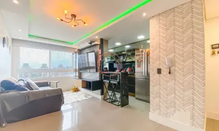 Apartamento com 2 quartos à venda na Rua Jerônymo Zelmanovitz, 100, São Sebastião, Porto Alegre por R$ 560.000