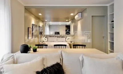 Apartamento com 2 quartos à venda no Centro, Florianópolis , 53 m2 por R$ 2.255.000