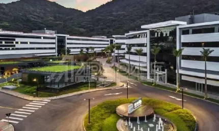 Sala comercial à venda no Saco Grande, Florianópolis , 45 m2 por R$ 540.000