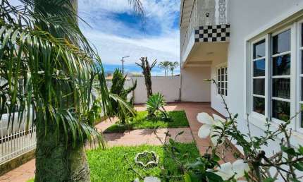 Casa com 3 quartos à venda no Carianos, Florianópolis , 206 m2 por R$ 1.300.000