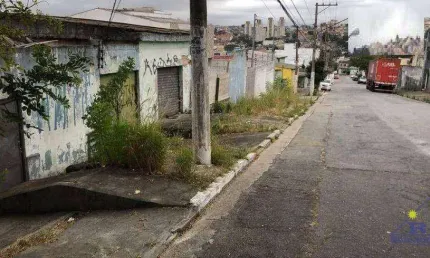 Terreno à venda na Rua Cláudia, Vila Marieta, São Paulo
