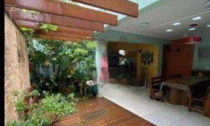 Casa com 4 quartos para alugar na Rua Angoera, Jardim Têxtil, São Paulo