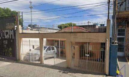 Casa com 2 dormitório e 3 vagas de garagem na Vila Diva