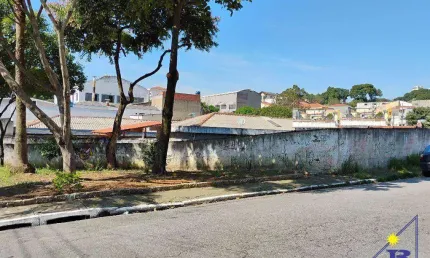 Terreno à venda na Rua Plácido de Castro, Água Rasa, São Paulo