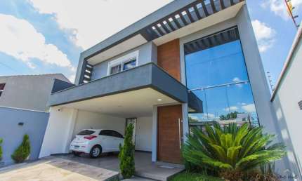 Casa com 4 quartos à venda no Fátima, Canoas 