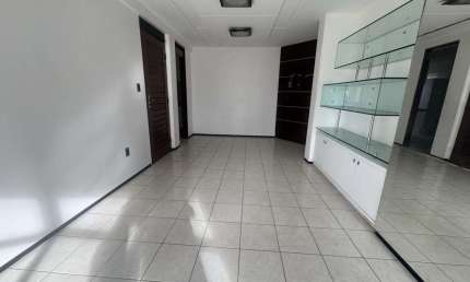 Apartamento para Venda em João Pessoa, Manaíra, 3 dormitórios, 1 suíte, 3 banheiros, 1 vaga