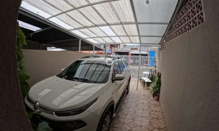 Casa com 2 quartos à venda na Rua Aldo Adolpho Pietrobelli, Tatuquara, Curitiba, 60 m2 por R$ 210.000