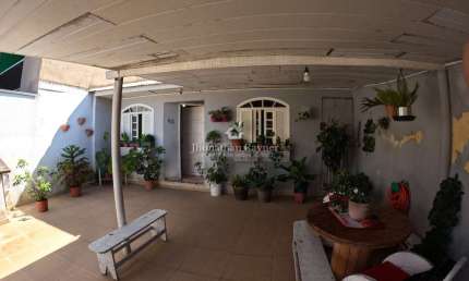 Casa com 2 quartos à venda na Rua Jornalista Rômulo da Costa Faria, Pinheirinho, Curitiba, 80 m2 por R$ 270.000