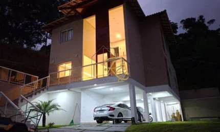 Casa em condomínio fechado com 3 quartos à venda na Estrada Retiro, 00, Bom Retiro, Teresópolis, 226 m2 por R$ 1.200.000
