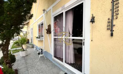 Casa em condomínio fechado com 3 quartos à venda na Alameda Poranga, 80, Granja Guarani, Teresópolis, 130 m2 por R$ 550.000