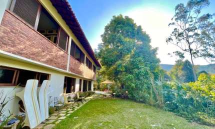 Casa com 4 quartos à venda na Estrada dos Pinheiros, 100, Parque do Imbui, Teresópolis, 280 m2 por R$ 950.000