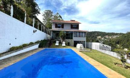 Casa à Venda em Teresópolis RJ: Modernidade e Conforto Recém-Reformados