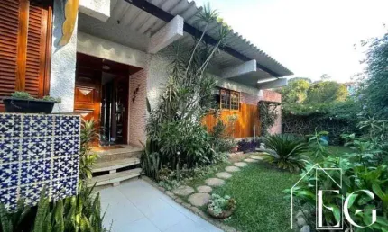 Casa com 4 quartos à venda na Rua Cândido Portinari, 345, Golfe, Teresópolis por R$ 1.400.000