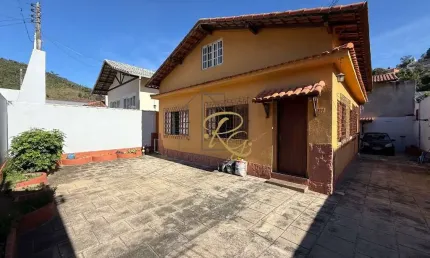 Casa com 2 quartos à venda na Rua Roberto Rosa, 652, Tijuca, Teresópolis, 70 m2 por R$ 799.999