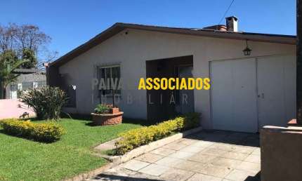 Casa com 3 quartos à venda na São Jorge, 251, Três Vendas, Pelotas por R$ 689.000