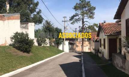 Casa em condomínio fechado com 3 quartos à venda na Dona Hilda Simões Lopes, 10, Fragata, Pelotas por R$ 250.000