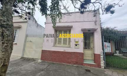 Casa com 2 quartos à venda na Quinze de Novembro, 1044, Centro, Pelotas por R$ 500.000