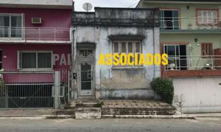 Casa com 2 quartos à venda na Conde de Porto Alegre, 561, Centro, Pelotas por R$ 150.000