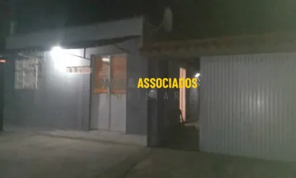 Casa com 2 quartos à venda na thomaz aquim, 352, centro, capão do leão por r$ 240.000