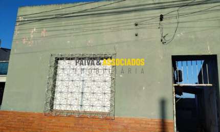 Casa com 2 quartos à venda na Bernardo Pires, 439, Centro, Pelotas por R$ 195.000