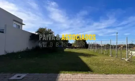 Terreno à venda na Albino Brod, 718, Três Vendas, Pelotas por R$ 800.000