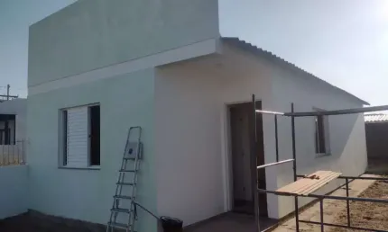 Casa com 2 quartos à venda na Dezesseis (Lot Liberdade), 135, Areal, Pelotas por R$ 235.000