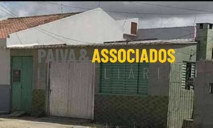 Casa com 2 quartos à venda na Doutor Rocha Júnior, 86, Três Vendas, Pelotas por R$ 158.000
