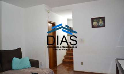 VILA VELOSA SOBRADO 3 DORMITÓRIOS SENDO 2 COM VARANDA 2 SALAS COZINHA