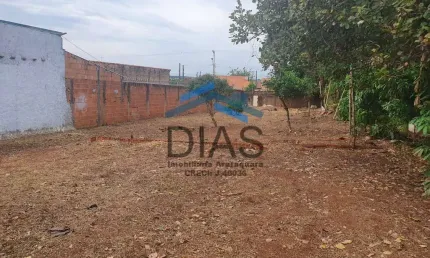 JARDIM BRASIL TERRENO 517 METROS MURADO COM PORTÃO PRÓXIMO A VAZ FILHO