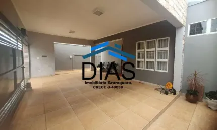 RESIDENCIAL SOLARIS CASA COM TRÊS DORMITÓRIOS E LINDO ESPAÇO GOURMET