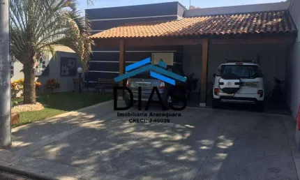 Jardim dos flamboyants linda casa com 3 dormitórios e piscina com spa