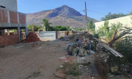 Terreno à venda na Vila Bretas, Governador Valadares 