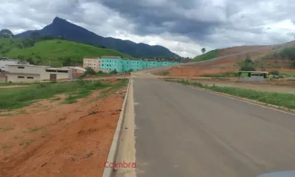 Terreno à venda no Centro, Governador Valadares 