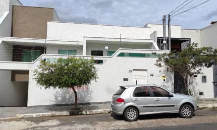 Casa com 4 quartos à venda na Cidade Nova, Governador Valadares 