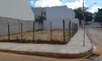 Terreno à venda na Cidade Nova, Governador Valadares 